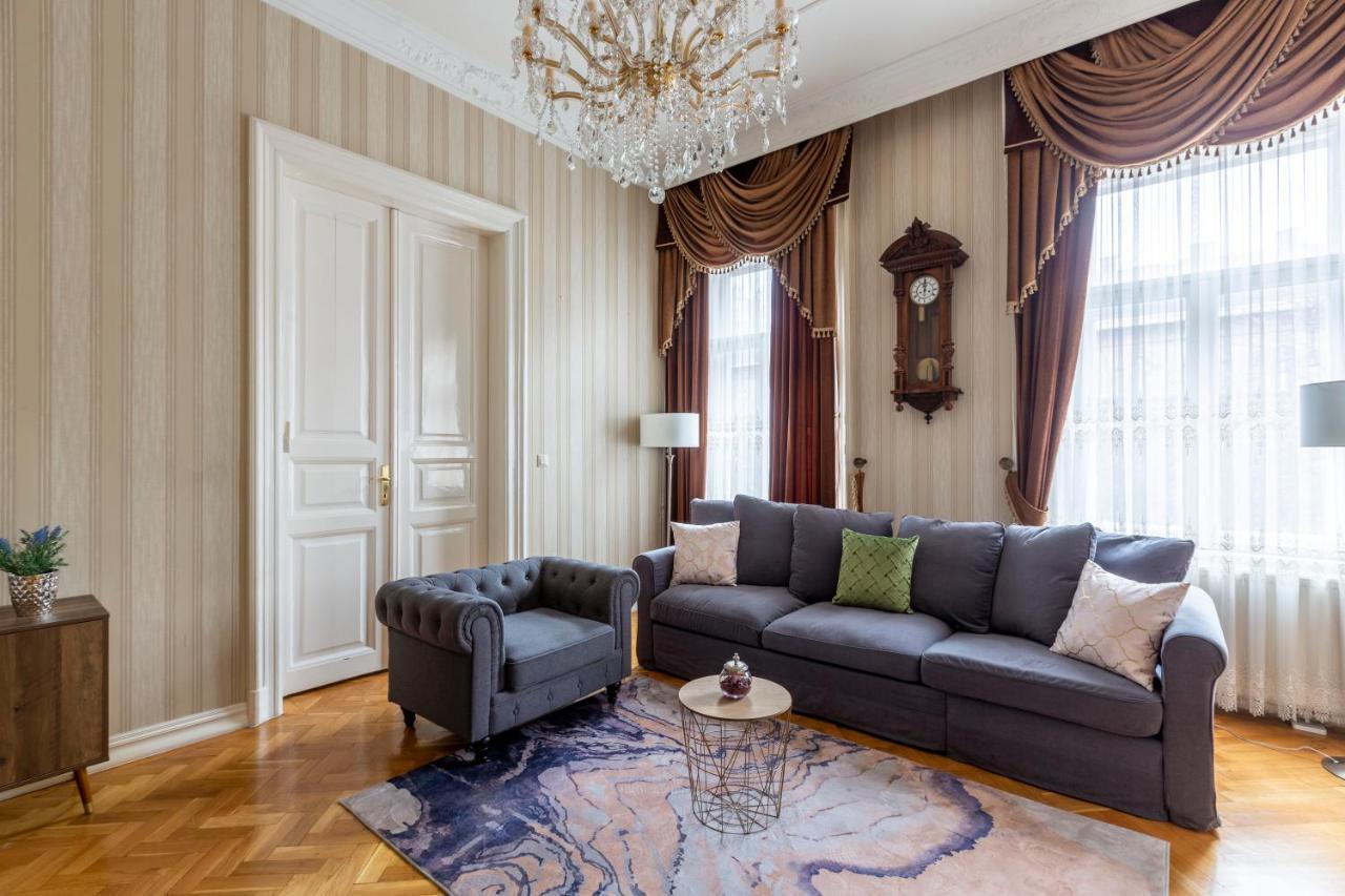Luxury Central Home Next To The New York Cafe Budapest Kültér fotó