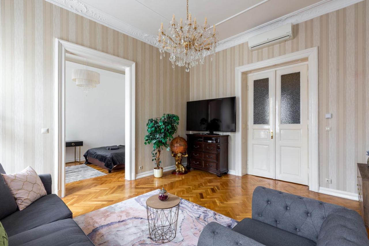 Luxury Central Home Next To The New York Cafe Budapest Kültér fotó